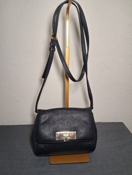 Michael Kors Handbags - Michael Kors Small Callie Black Crossbody With Adjustable Strap